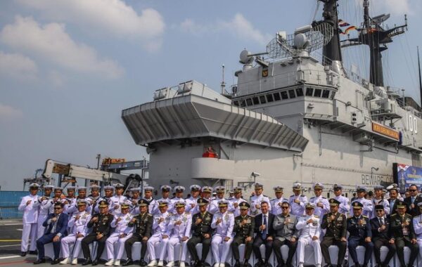 Tentang KRI Sriwijaya-100, Kapal Induk Pertama Indonesia